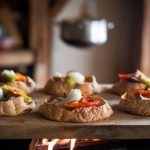 recette de galettes paysannes cuites sur un feu de bois