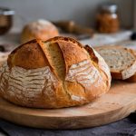 recette de pain au levain maison cuit dans un four à bois